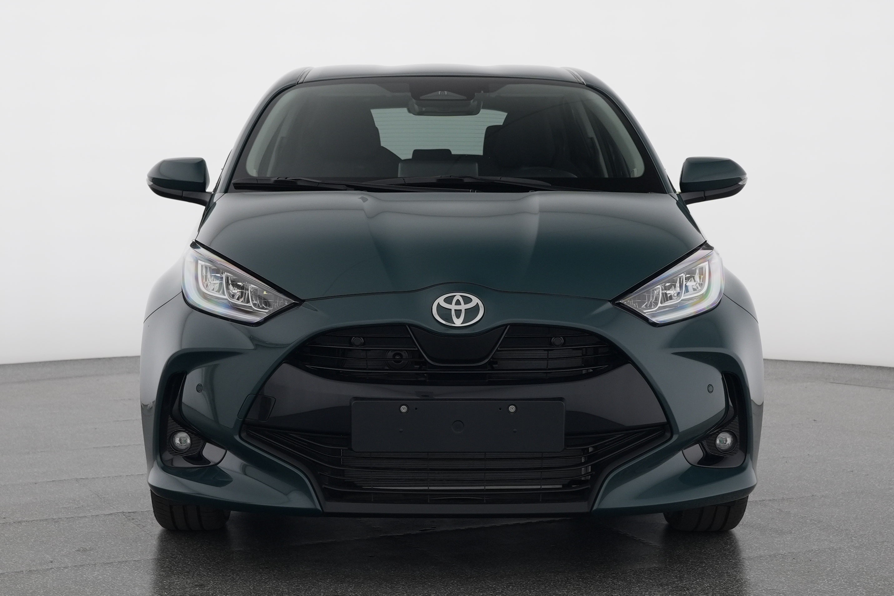 Toyota Yaris 1.5 VVT-i HSD Trend