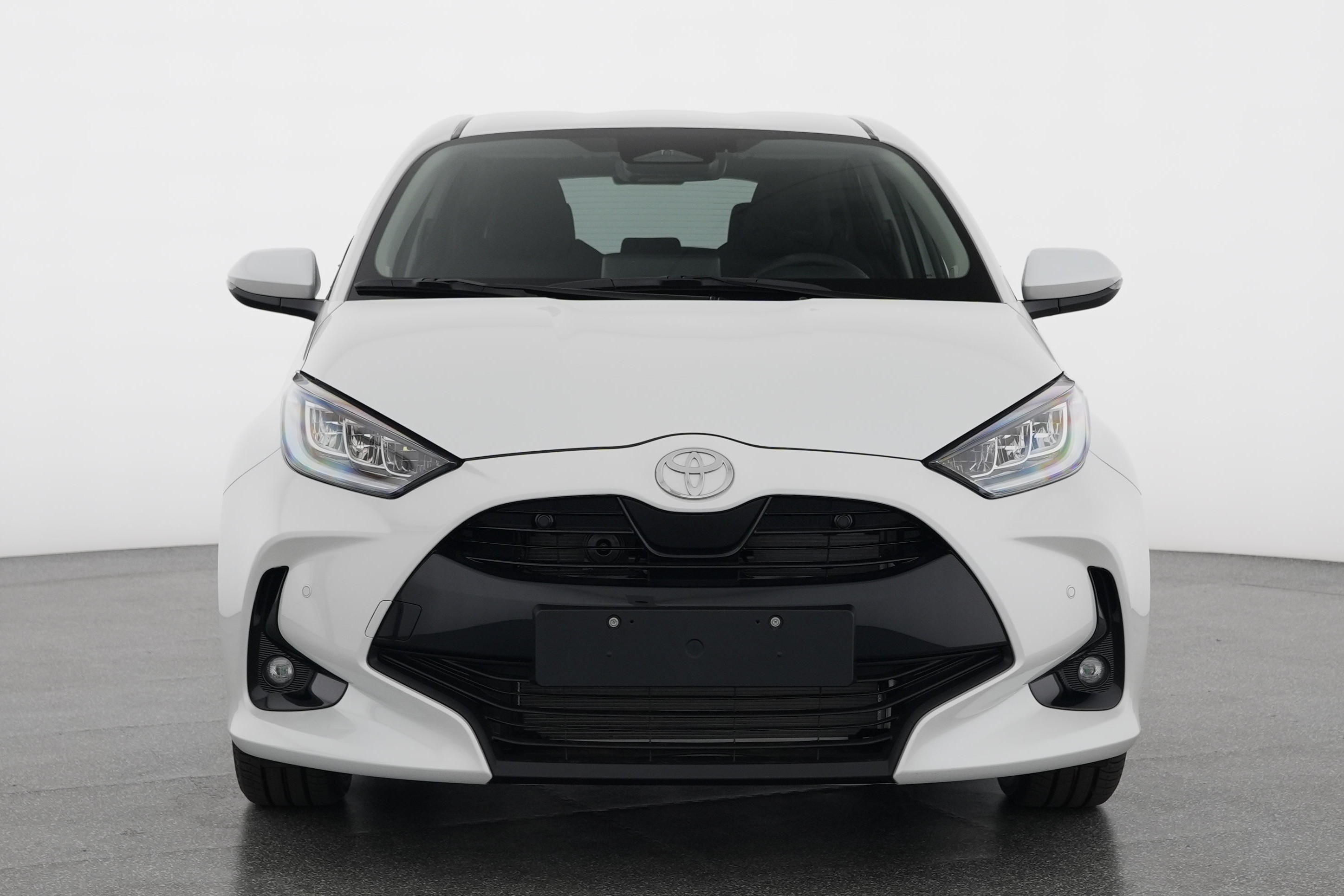 Toyota Yaris 1.5 VVT-i HSD Trend